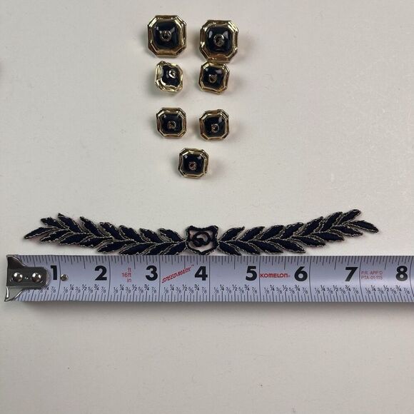 vintage ST JOHN lot of 7 piece Replacement Shank Logo Buttons Gold Navy Enamel - Picture 6 of 10